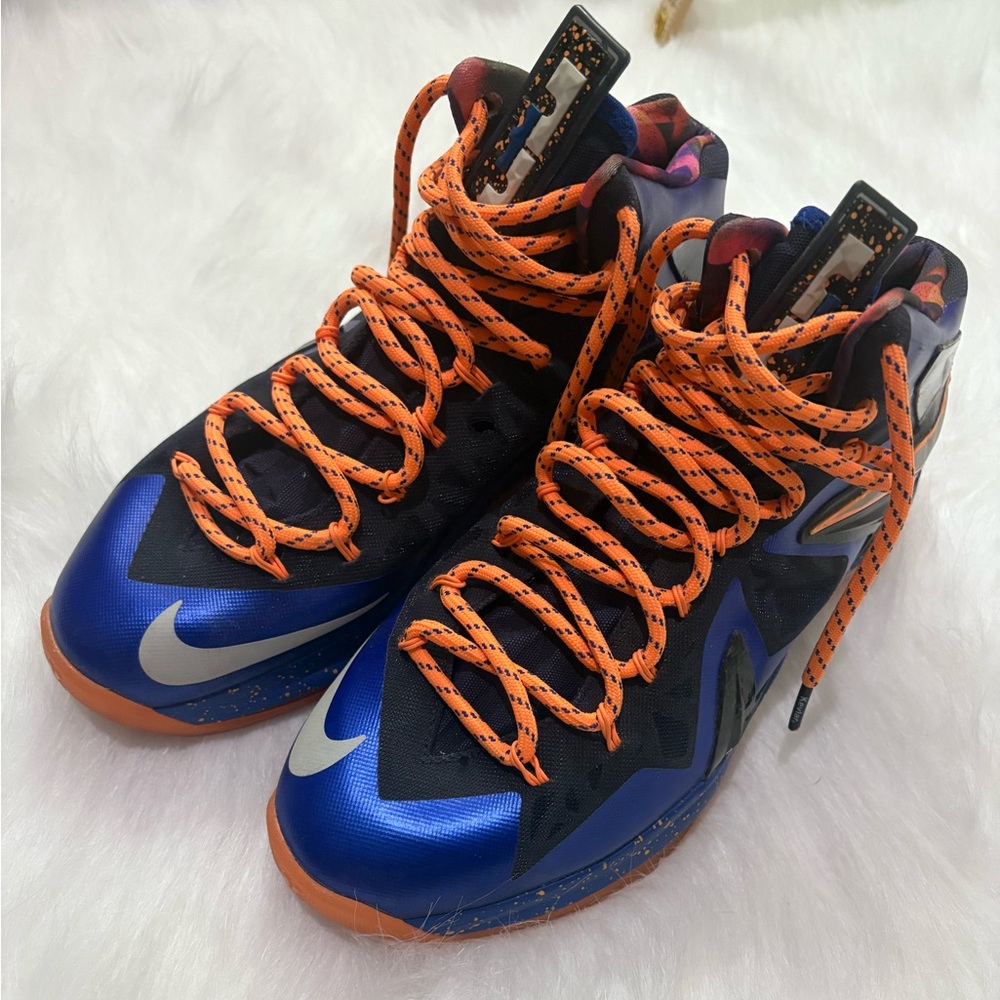 Nike LeBron 10 Elite Superhero Basketball Shoes Size 8.5 - Picture 2 of 7